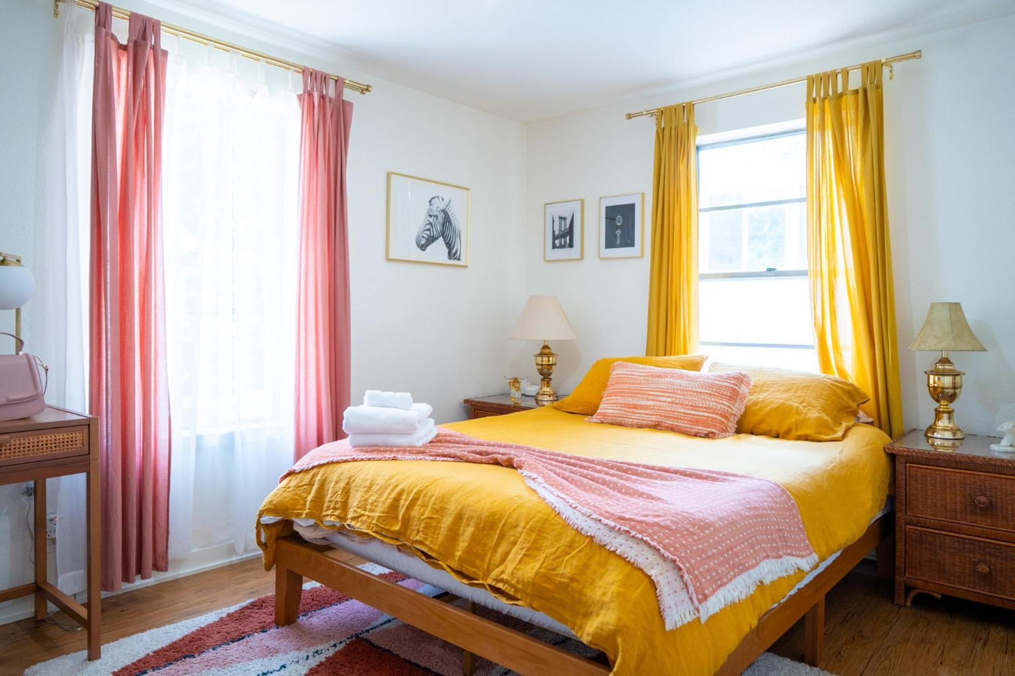 Stylish, Artsy Bungalow Central Eastside ออสติน ภายนอก รูปภาพ
