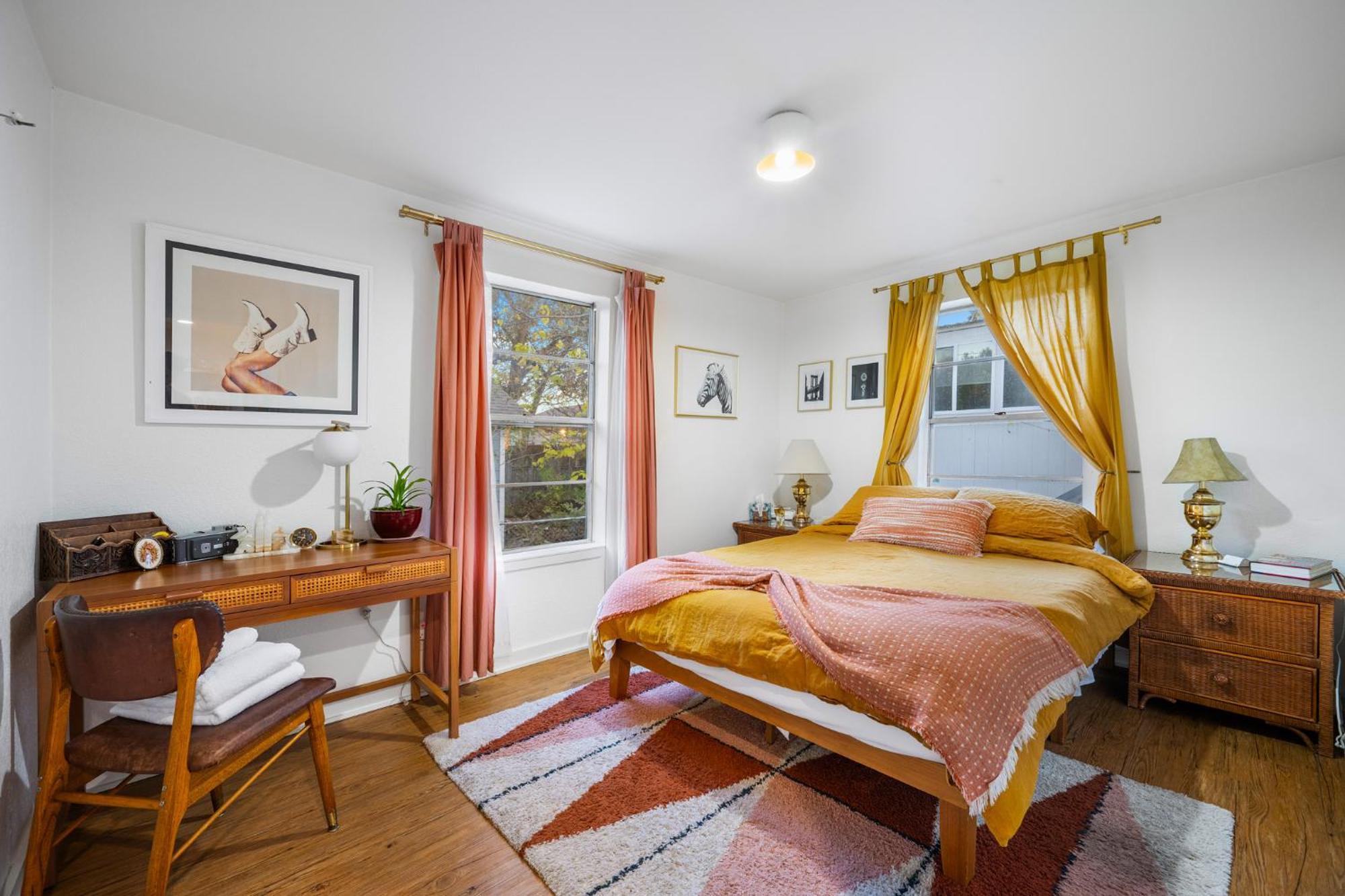 Stylish, Artsy Bungalow Central Eastside ออสติน ภายนอก รูปภาพ